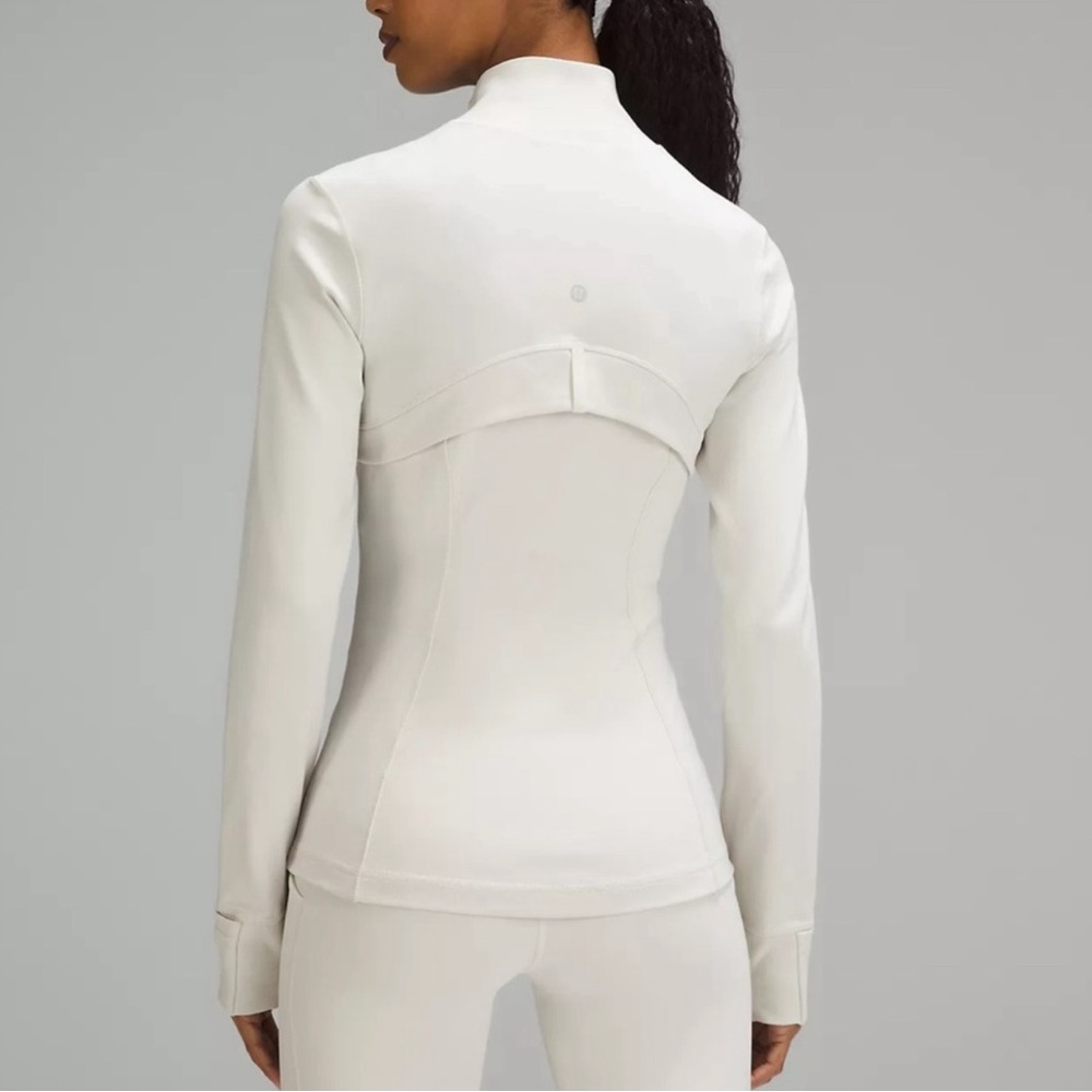Lululemon Define